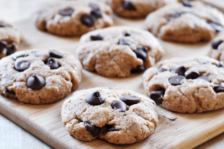 Classic Vegan Chocolate Chip Cookies The Colorful Kitchen