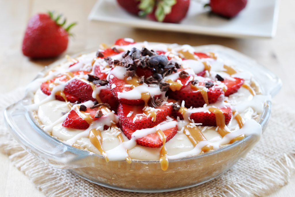 Raw Strawberry Coconut Cream Pie Vegan Gluten-Free 3
