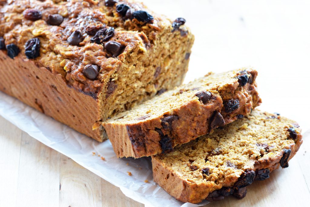 chocolate-chip-raisin-pumpkin-bread-vegan