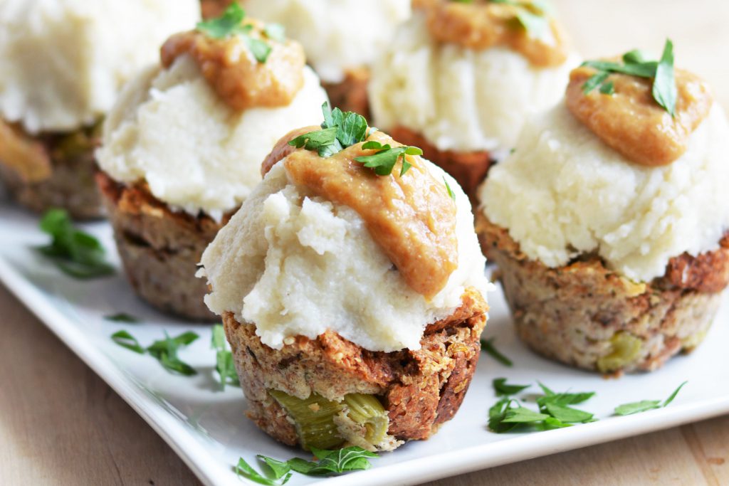 stuffing-muffins-with-garlic-cauliflower-mash