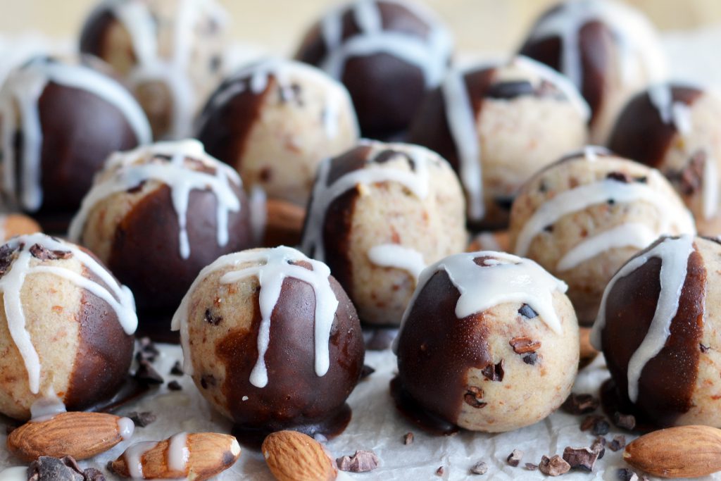 Almond Milk Pulp Chocolate-Coconut Balls 2