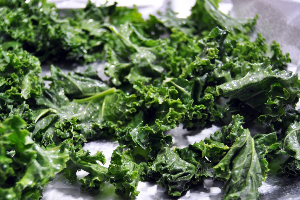 Kale Love+ Baked Kale Crisps - The Colorful Kitchen