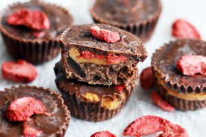 Raw Chocolate Peanut Butter Strawberry Cups